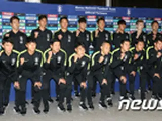 ベント監督体制で初の海外遠征、サッカー韓国代表が豪州に向けて出国
