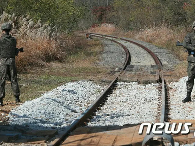 米国、南北鉄道連結の共同調査を「強く支持」