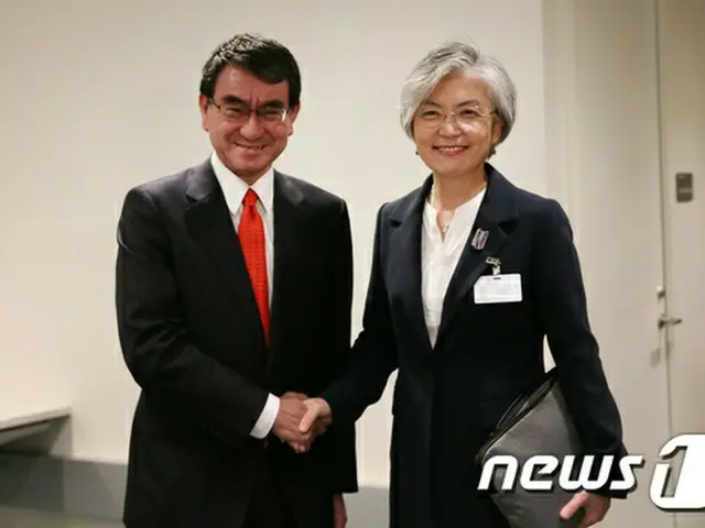 日韓外相、ダボス会議契機に会談＝「幅広く議論」（提供:news1）