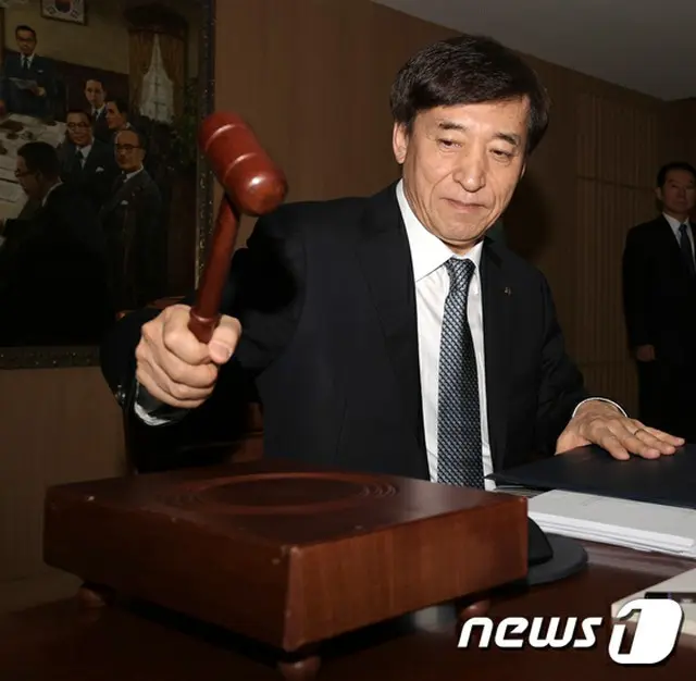 韓銀総裁、ことしの経済成長率2.6%予測