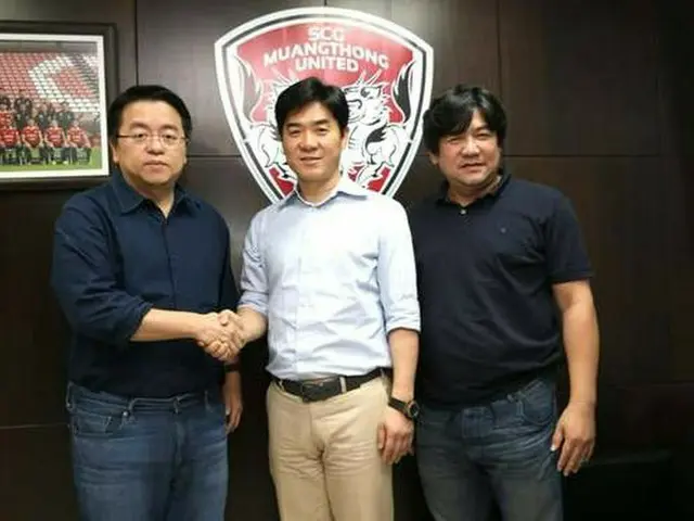 前C大阪監督の尹晶煥（ユン・ジョンファン）氏、タイの強豪ムアントンの監督に就任（提供:news1）