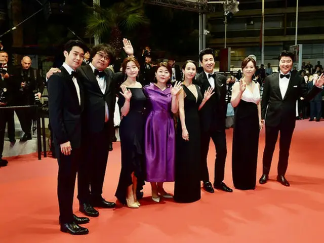 「カンヌ国際映画祭」最高賞パルムドール受賞の映画「パラサイト」、30日より韓国公開＆予約1位に（画像:OSEN）