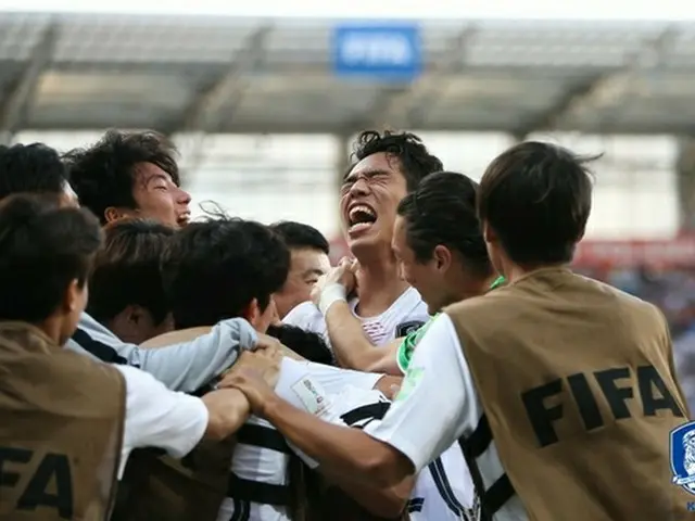 ＜U-20W杯＞日本、韓国に敗れ8強進出逃す（画像:news1）