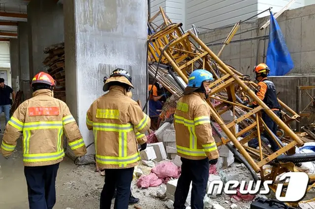 工事現場でエレベーターが15階から落下…6人死傷＝韓国（提供:news1）