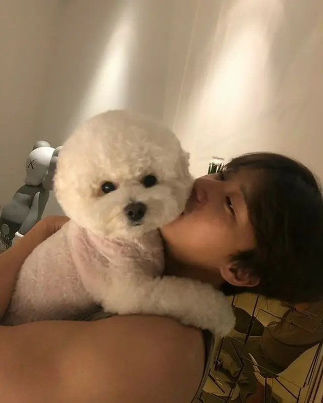 韓国俳優パク・ソジュンが愛犬シンバとの近況を公開し、話題になっている。（写真提供:OSEN）