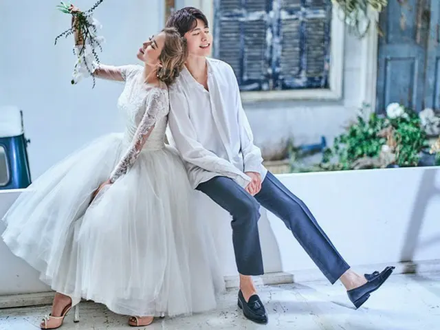 「U-KISS」のキソプ（28）と女優のチョン・ユナ（28）が結婚式を挙げた。（提供:news1）