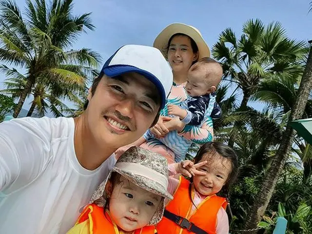ユン・サンヒョン＆Maybee、仲むつまじい家族旅行写真が話題（写真提供:OSEN）