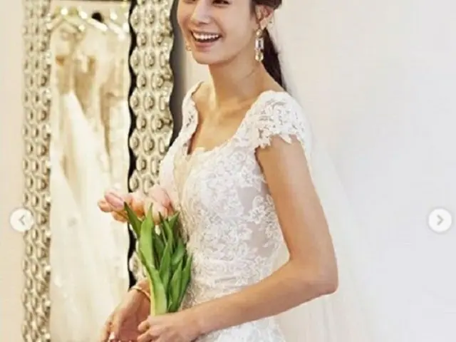 女優ファン・ジヒョンが、ウェディングドレス姿を公開した。（提供:news1）