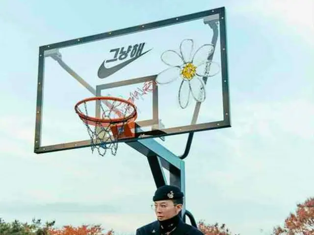G-DRAGON（BIGBANG）が、自身のアートワークが散りばめられたバスケットボールコートを寄贈した。（提供:OSEN）