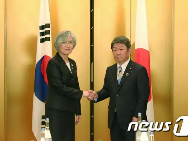 日韓外相、スペインで歓談＝輸出規制・北朝鮮核問題など意見交換（提供:news1）