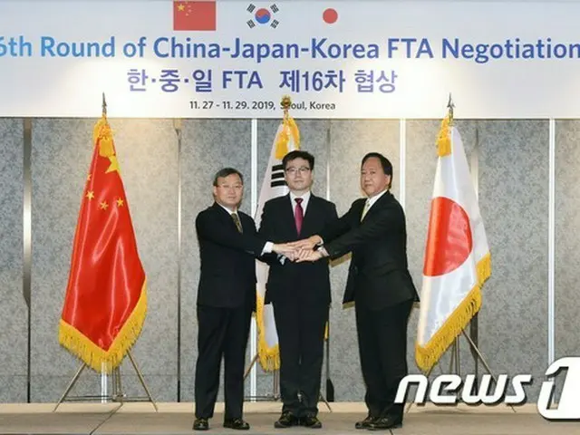 韓中日のFTA首席代表、北京で会合（提供:news1）