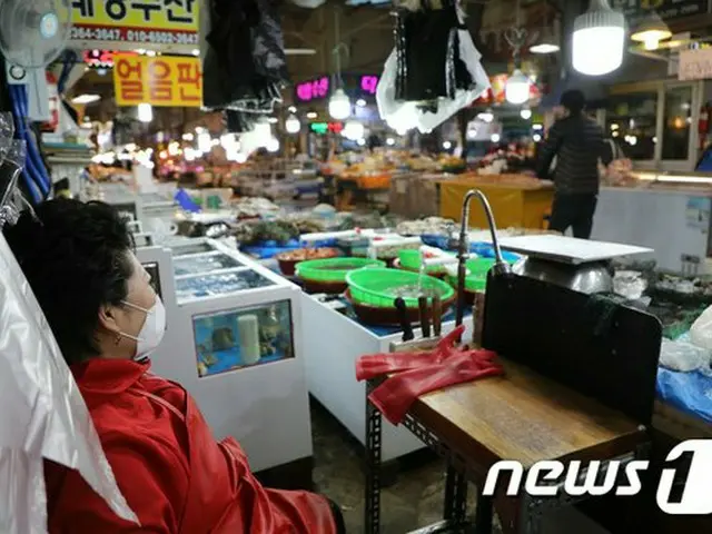 週末の7日午後の韓国、光州（クァンジュ）の市場は活気が失われたようであった（提供:news1）