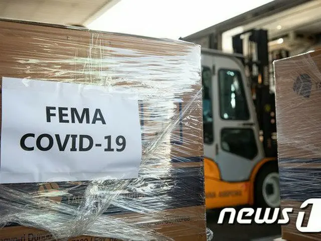 韓国製の新型コロナ診断キットが去る14日、米国連邦災難管理庁に貨物で運送されている（提供:news1）