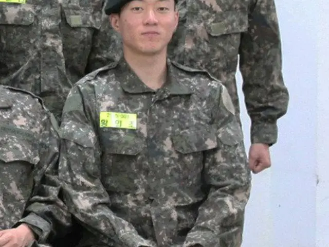 韓国代表ファン・ウィジョ、基礎軍事訓練終え4日退所（画像:news1）