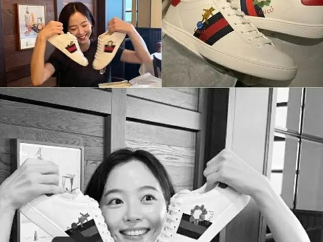 カン・ハンナ、SNSにIUからもらったGUCCIのスニーカーを公開…韓国芸能界を代表する親友同士（提供:news1）