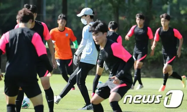 サッカーU-19韓国代表、AFCチャンピオンシップで日本・イラク・バーレーンと同組に（画像:news1）