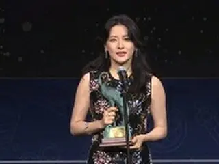 女優イ・ヨンエ、映画「私を探して」で第52回 春史映画祭の主演女優賞を受賞
