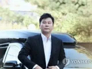 賭博で略式起訴のYGエンタ創業者　正式裁判へ＝韓国