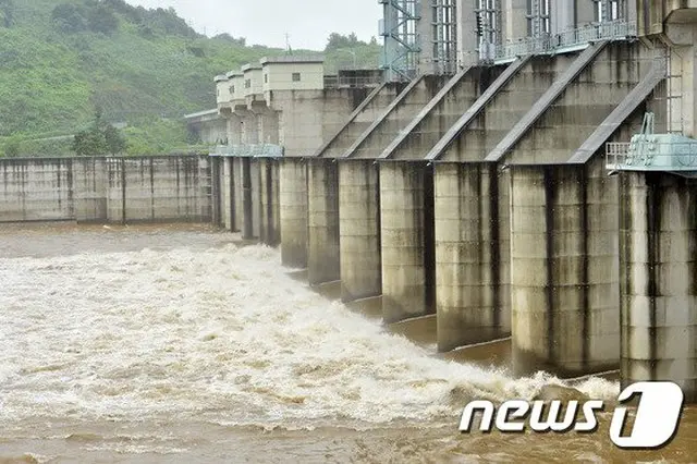 韓国の京畿道 漣川郡の洪水調節池の水門の様子（提供:news1）