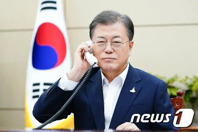 韓国の文在寅大統領とオーストラリアのモリソン首相と14日、電話会談をした（提供:news1）