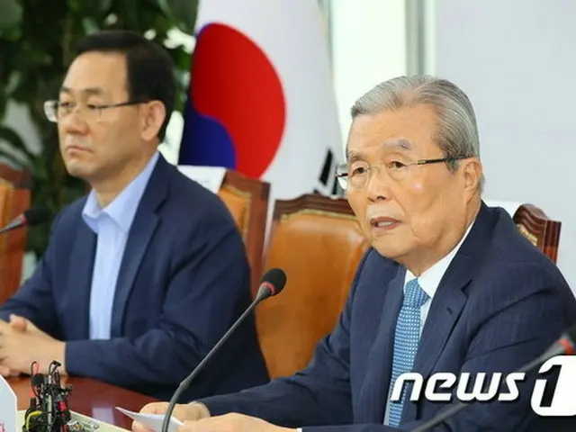 韓国野党“未来統合党”のキム・ジョンイン非常対策委員長は、国会で開かれた会議で発言をしている（提供:news1）