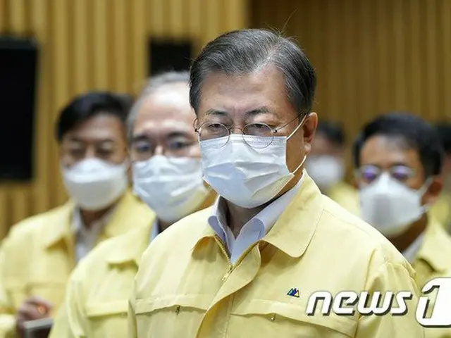 韓国の文在寅 大統領は「今の段階で防げなければ、防疫レベルを3段階へ引き上げざるを得ない」と語った（提供:news1）