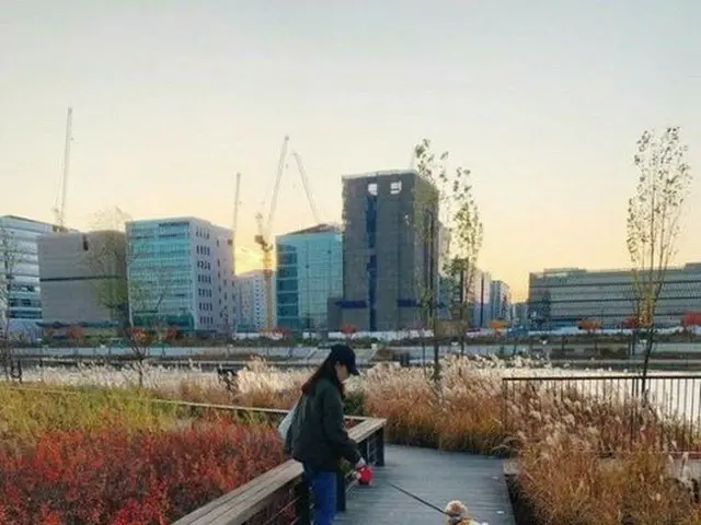 俳優ユン・ヒョンミンと女優のペク・チニ　交際4年目も変わらず「綺麗だね」（画像提供:wowkorea）