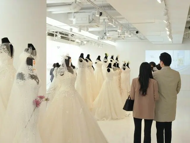 韓国では国民の10人に6人は「結婚しなくても一緒に暮らすことができる」という調査結果が出た（画像提供:wowkorea）