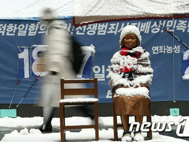 韓国ソウルの日本大使館前にある平和の少女像（画像提供:wowkorea）