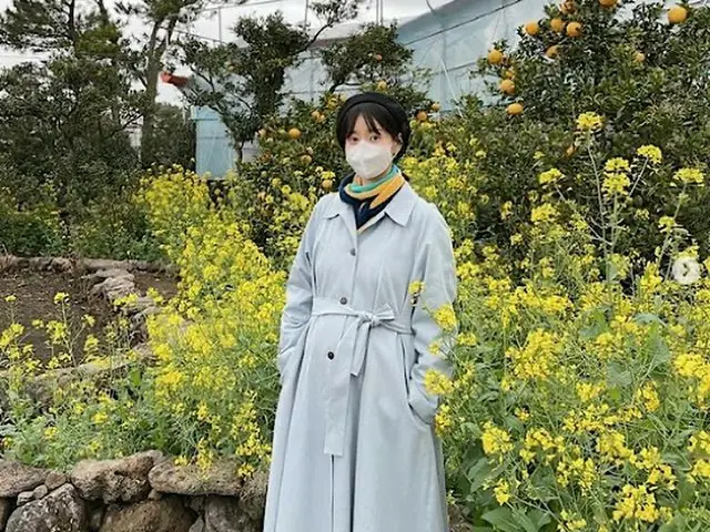 女優ハン・ジヘ、済州島で幸せなお花見…9頭身のスタイル（画像提供:wowkorea）
