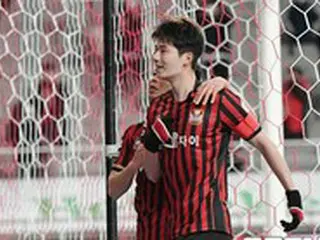 サッカー日韓戦で”猿真似”のキ・ソンヨン、性的暴行疑惑で窮地も「3月の選手」に…根強い人気