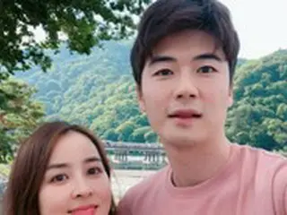 「猿真似」韓国サッカー選手キ・ソンヨン、性的暴行疑惑で女優の妻が心境吐露 「最後まで戦う」