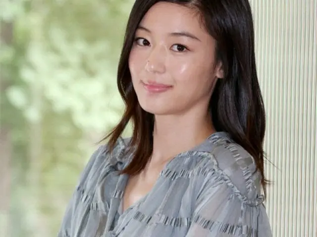 女優チョン・ジヒョン、論峴洞の建物230億ウォンで売却…140億の差益