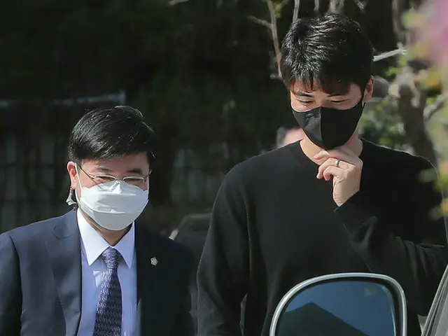 韓国サッカー選手キ・ソンヨン（奇誠庸）と法的紛争をしている法務法人ヒョンのパク・ジフン弁護士が、キ・ソンヨン側のソン・サンヨプ弁護士との会話録音を公開し「醜いメディアプレーをしている」と語った。（画像提供:wowkorea）