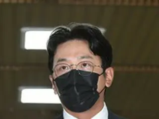 “プロポフォール投薬容疑”俳優ハ・ジョンウ、初公判で容疑認める＝検察は罰金1000万ウォンを求刑
