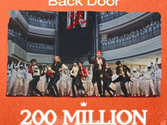 グループ「Stray Kids」の「Back Door」のミュージックビデオがYouTubeの再生回数2億ビューを突破した。（画像提供:Mydaily）