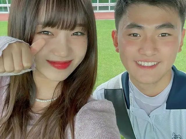 「Weki Meki」チェ・ユジョンがアーチェリー場応援デート証拠写真公開(画像提供:wowkorea)