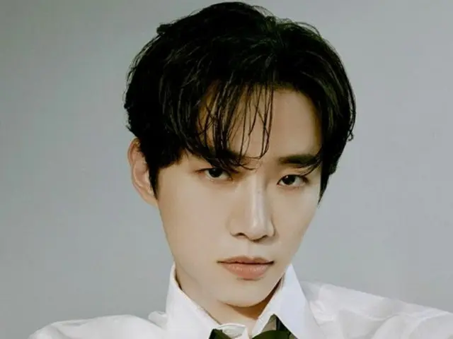 「2PM」ジュノ、致命的な眼差し＆男性美あふれる画報公開（画像提供:wowkorea）