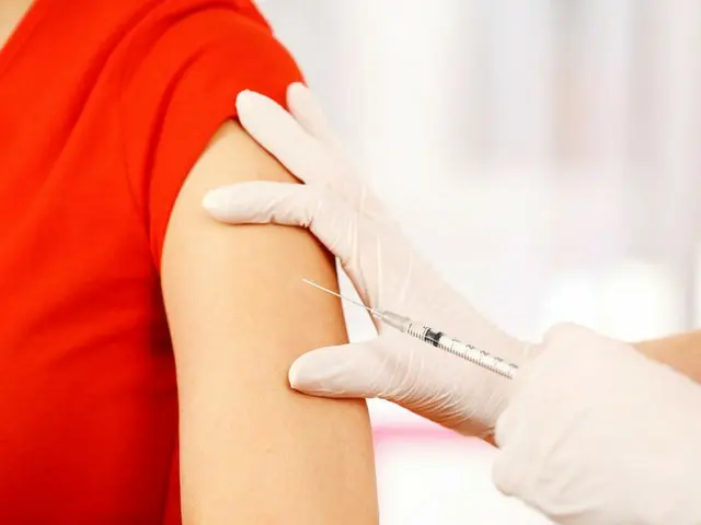 「耳鳴りが止まらない」…ファイザー社ワクチン接種の20代女性2人、「脳出血」と国民請願で訴え＝韓国（画像提供:wowkorea）