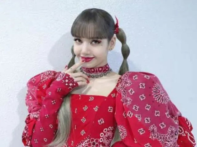LISA（BLACKPINK）の一部海外ファン、音楽番組でLISAを抑えて1位になった歌手の公式MVに「悪質コメントテロ」（画像提供:wowkorea）