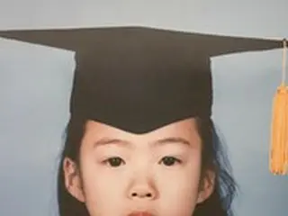 “初の悪役に挑戦”女優イ・ヨウォン、幼稚園の卒業写真をサプライズ公開…すでに完成された愛らしさ