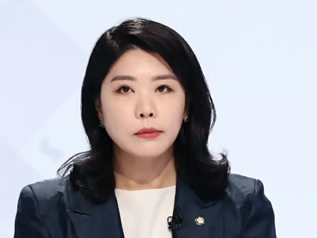 申賢榮、共に民主党議員（画像提供:wowkorea）