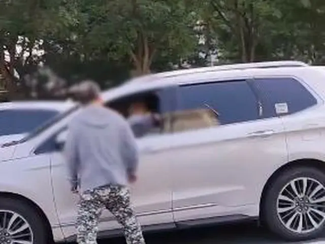 北京市で後続車につばを吐きかけた男を拘束……「あおり運転」への報復か＝中国報道（画像提供:wowkorea）