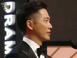 俳優ナムグン・ミン、「MBC演技大賞」大賞の栄誉に涙で感想…「恋人チン・アルム、そばにいてくれてありがとう愛している」