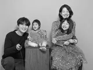 “イ・ジェハク（元Loveholics）の妻”秋葉里枝、家族写真を公開