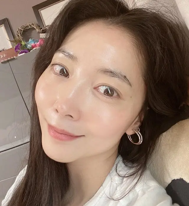 女優オ・ユナ、40代の美しい“すっぴん”公開…「びっくりレベル」（画像提供:wowkorea）