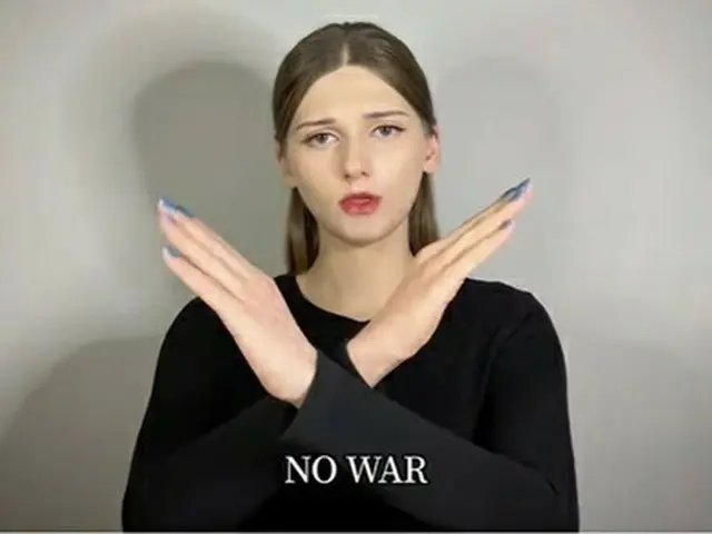 「NO WAR」強調…韓国で活動する「ロシア人」ユーチューバー、悪質コメントに「戦争はわたしのせい？」（画像提供:wowkorea）