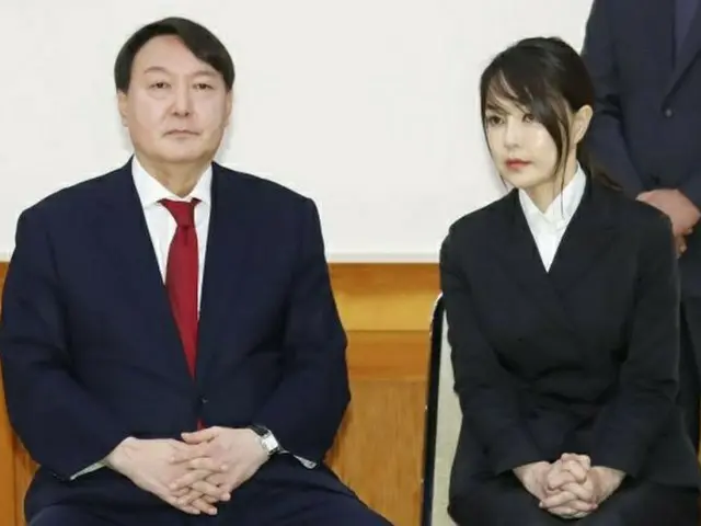 尹錫悦次期大統領（左）と金建希夫人（右）（画像提供:wowkorea）
