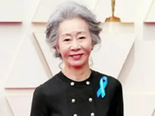 女優ユン・ヨジョン、「アカデミー賞」で手話を披露…ろう者の受賞俳優に配慮も