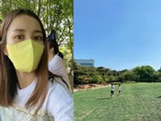 女優ハン・ヘジン、「こどもの日」に愛娘と公園へ…SNS上で近況を公開